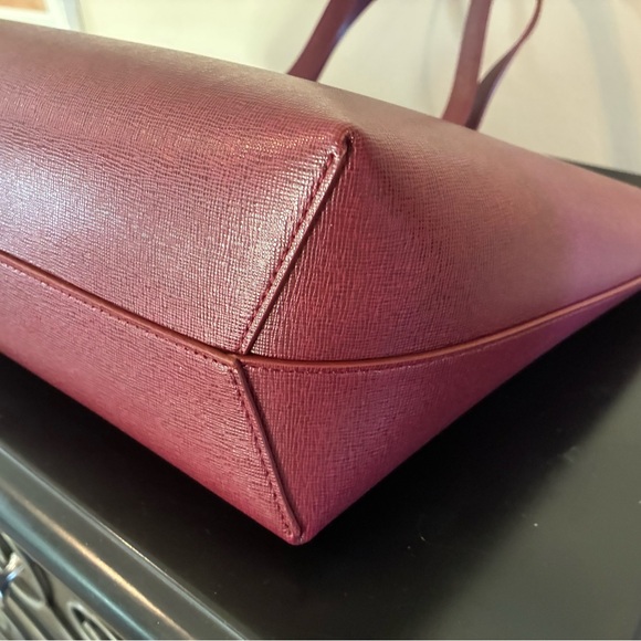 Mansur Gavriel Claret small zip Tote - Picture 11 of 12